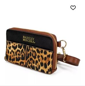 Badgley Mischka Vegan Leopard Pouch Belt Bag Crossbody Bag.